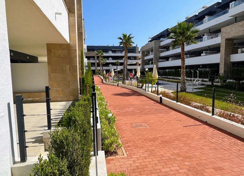 Resale - Apartment - Orihuela Costa - Playa Flamenca