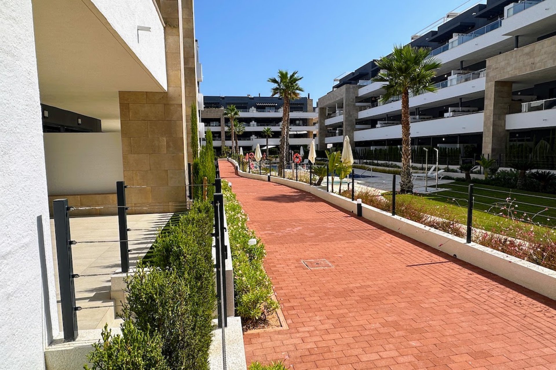 Resale - Apartment - Orihuela Costa - Playa Flamenca