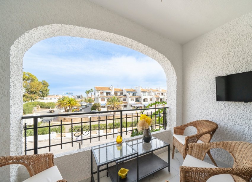 Resale - Apartment - Orihuela Costa - Playa Flamenca