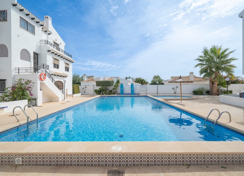 Resale - Apartment - Orihuela Costa - Playa Flamenca