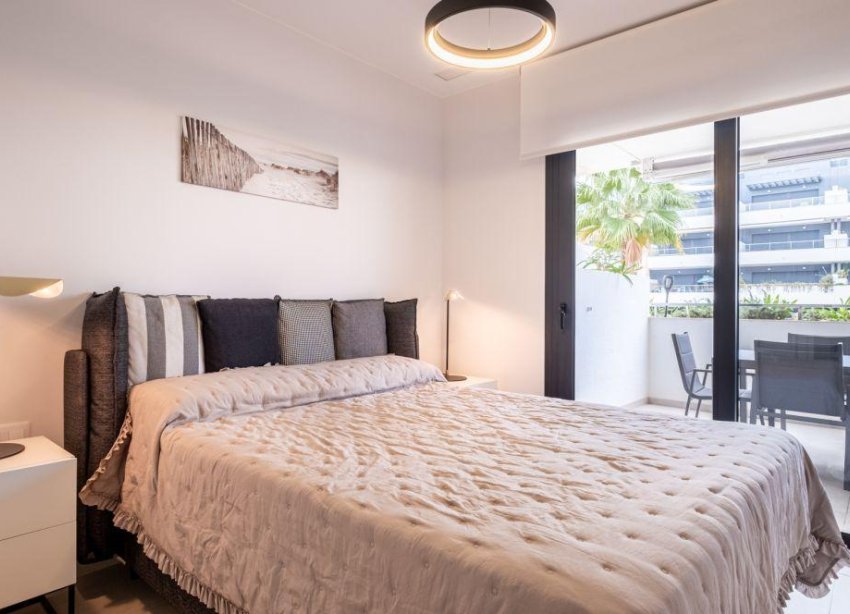 Resale - Apartment - Orihuela Costa - Playa Flamenca