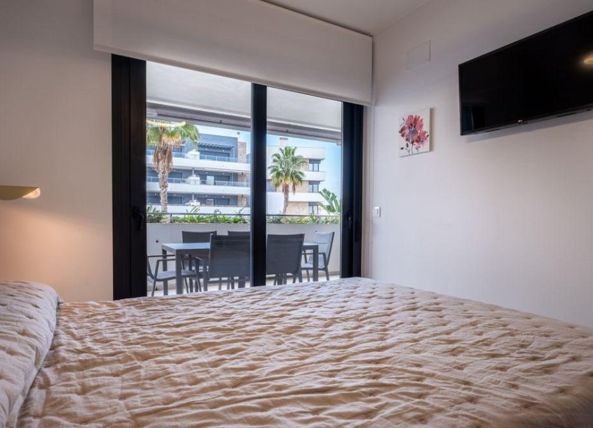 Resale - Apartment - Orihuela Costa - Playa Flamenca