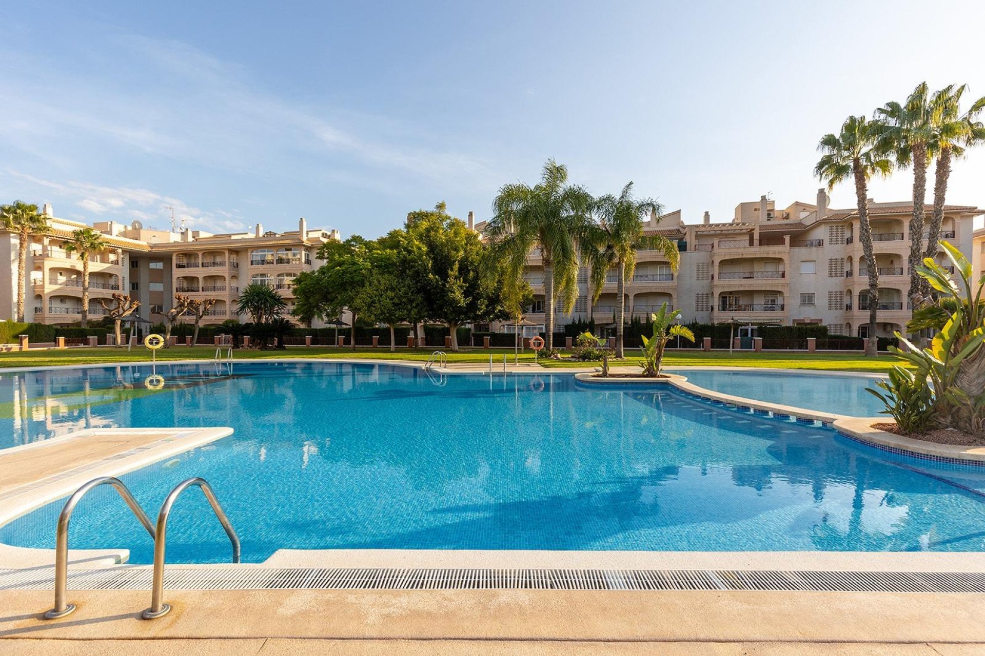 Resale - Apartment - Orihuela Costa - Playa Flamenca