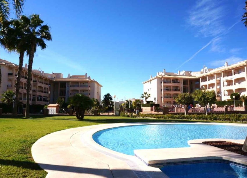 Resale - Apartment - Orihuela Costa - Playa Flamenca