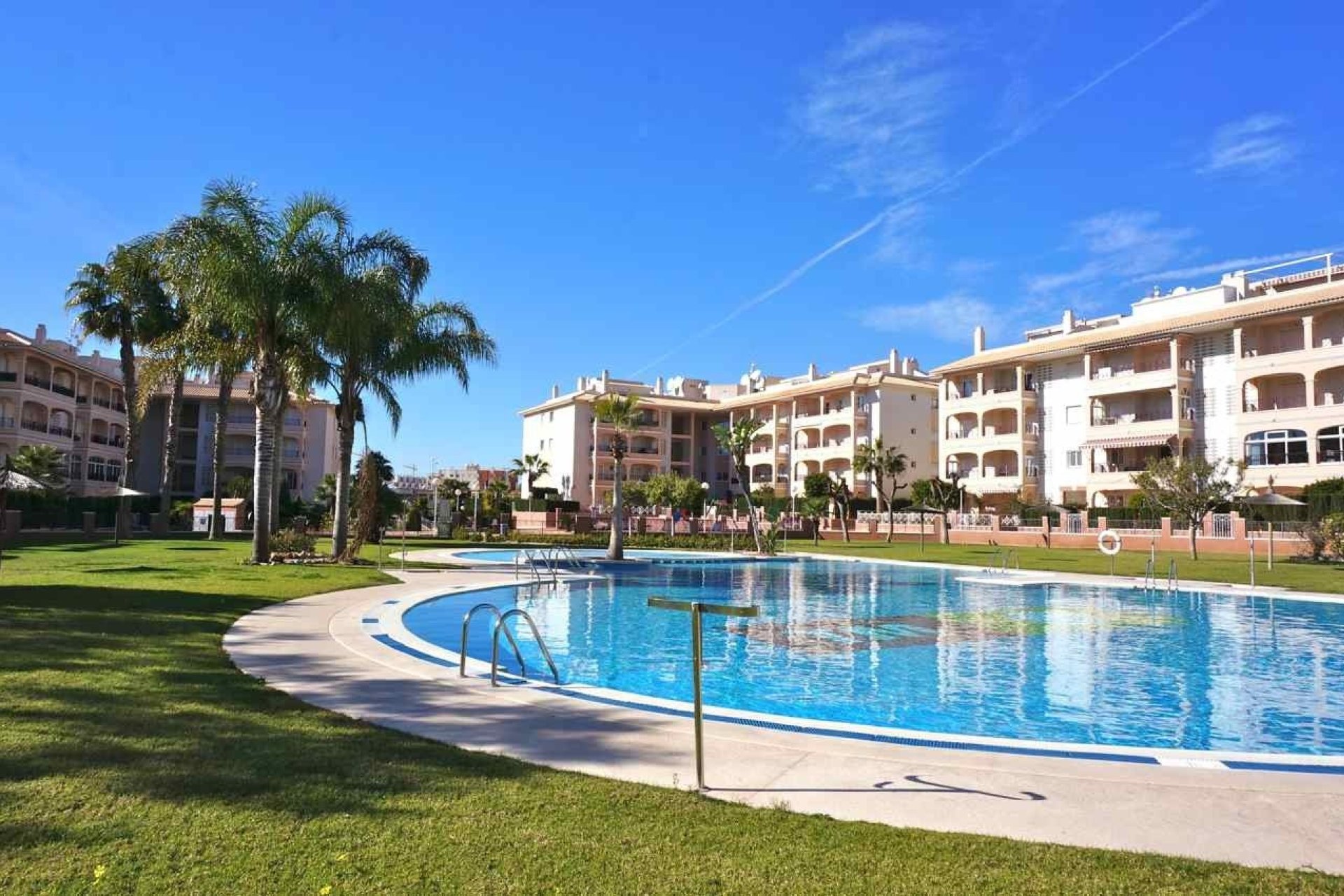 Resale - Apartment - Orihuela Costa - Playa Flamenca