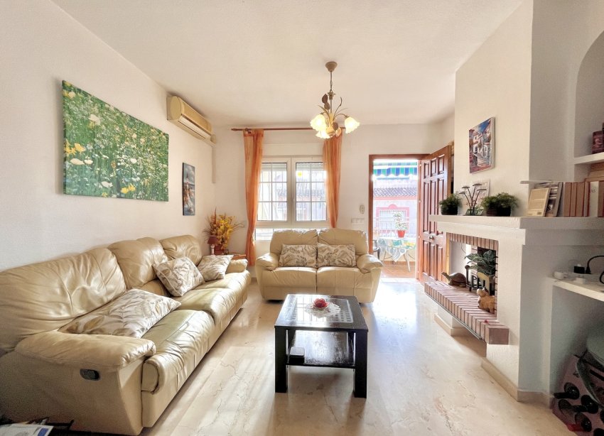 Resale - Apartment - Orihuela Costa - Playa Flamenca