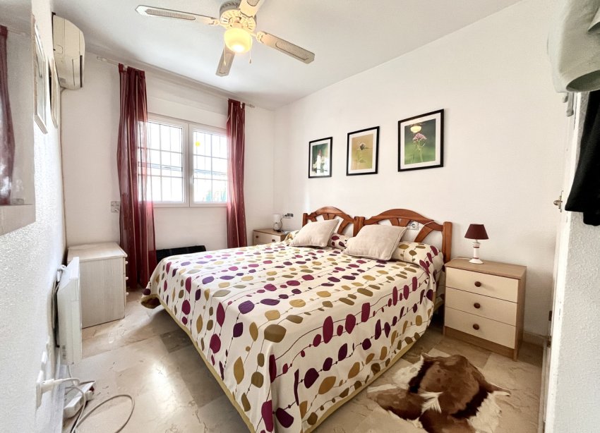 Resale - Apartment - Orihuela Costa - Playa Flamenca