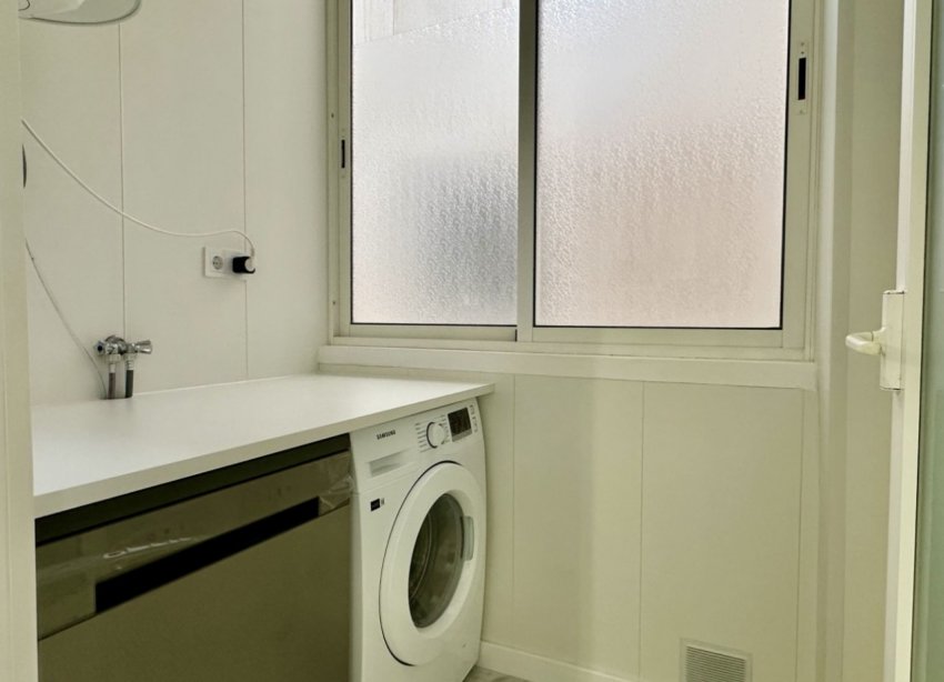 Resale - Apartment - Orihuela Costa - Playa Flamenca