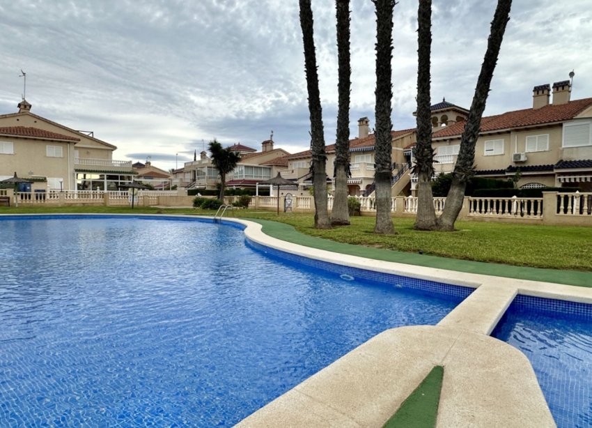 Resale - Apartment - Orihuela Costa - Playa Flamenca