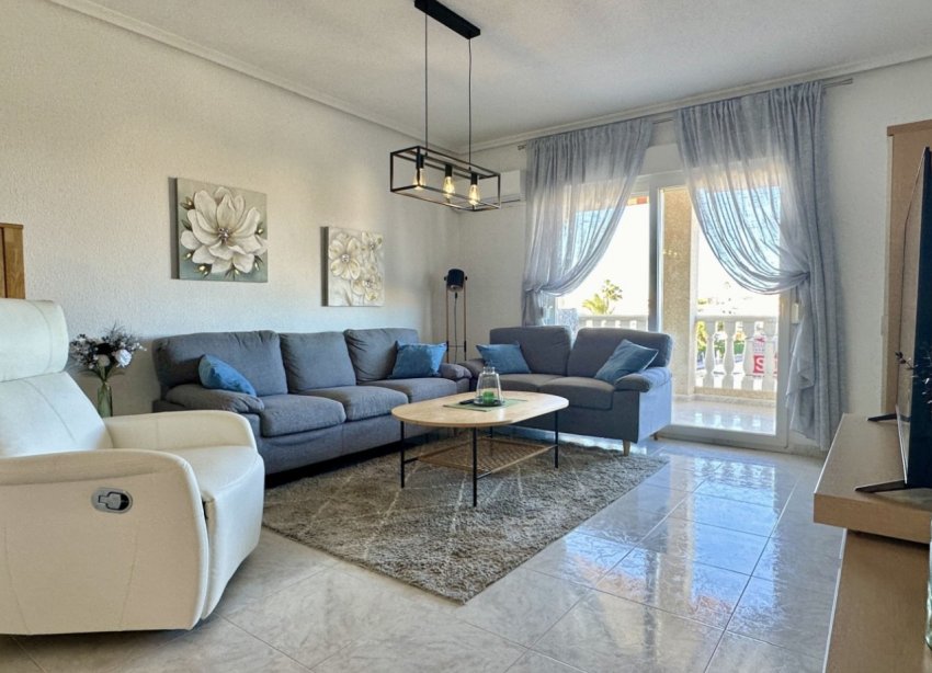 Resale - Apartment - Orihuela Costa - Playa Flamenca