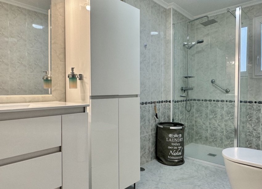 Resale - Apartment - Orihuela Costa - Playa Flamenca