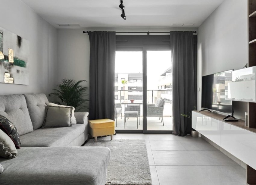 Resale - Apartment - Orihuela Costa - Playa Flamenca