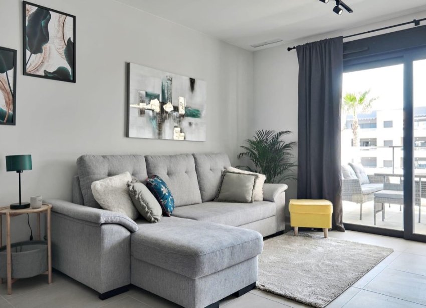 Resale - Apartment - Orihuela Costa - Playa Flamenca