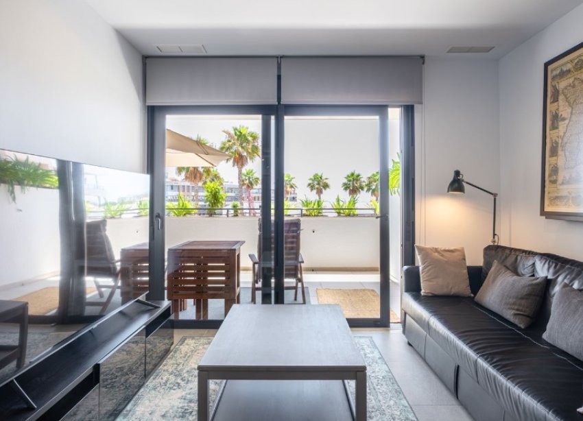 Resale - Apartment - Orihuela Costa - Playa Flamenca