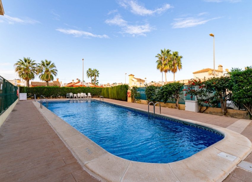 Resale - Apartment - Orihuela Costa - Playa Flamenca