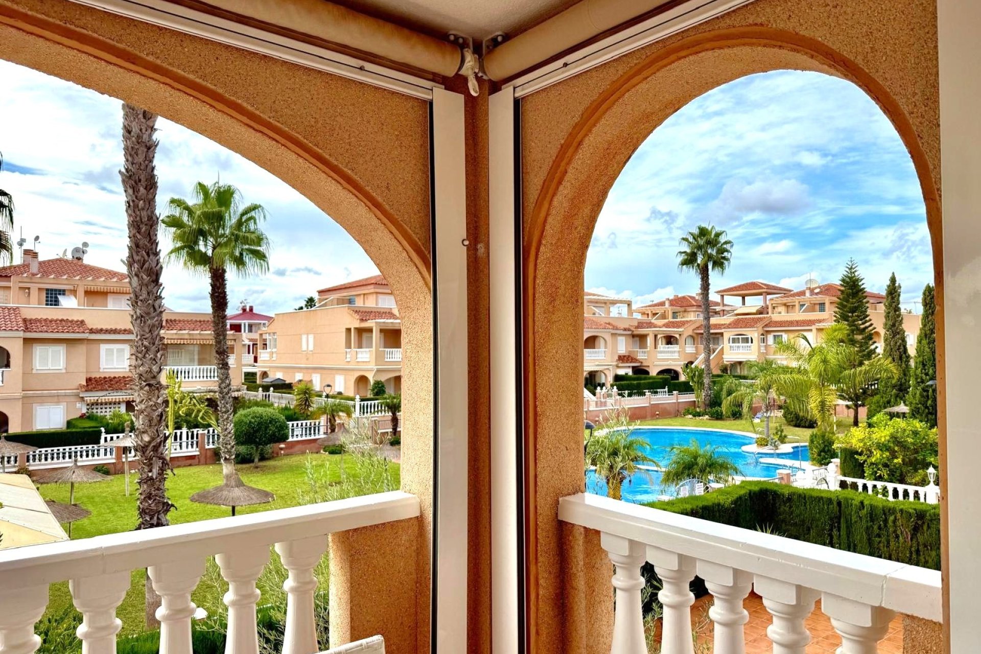 Resale - Apartment - Orihuela Costa - Playa Flamenca