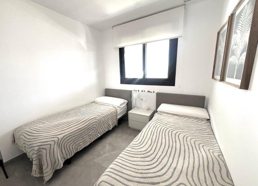 Resale - Apartment - Orihuela Costa - Playa Flamenca