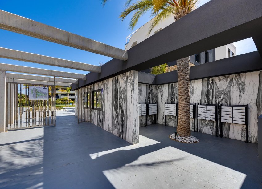 Resale - Apartment - Orihuela Costa - Playa Flamenca