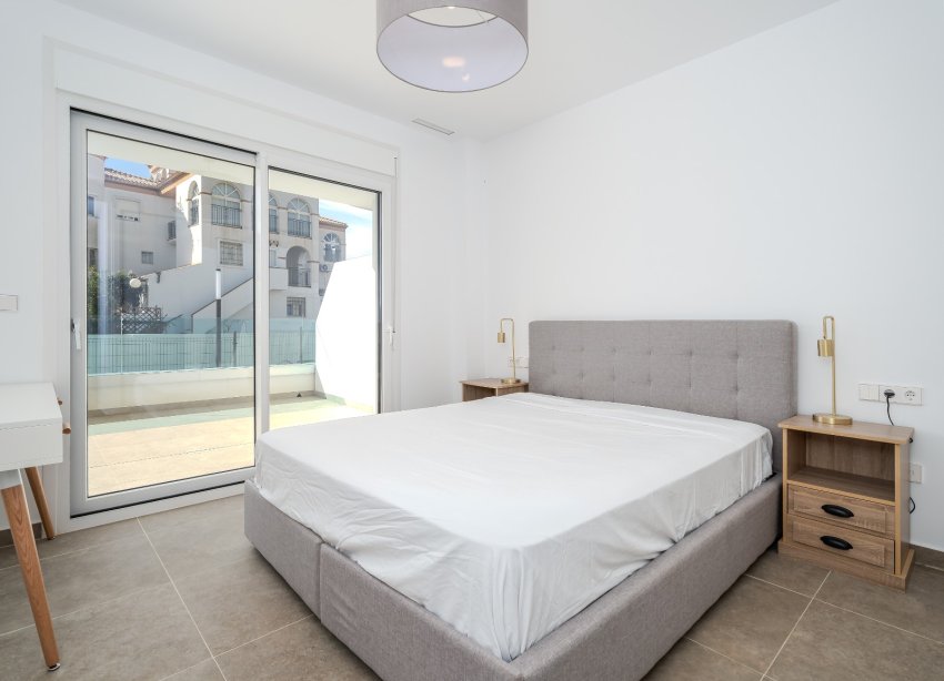 Resale - Apartment - Orihuela Costa - Playa Flamenca