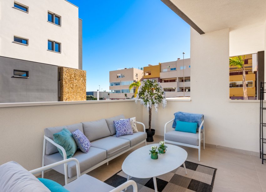 Resale - Apartment - Orihuela Costa - Playa Flamenca