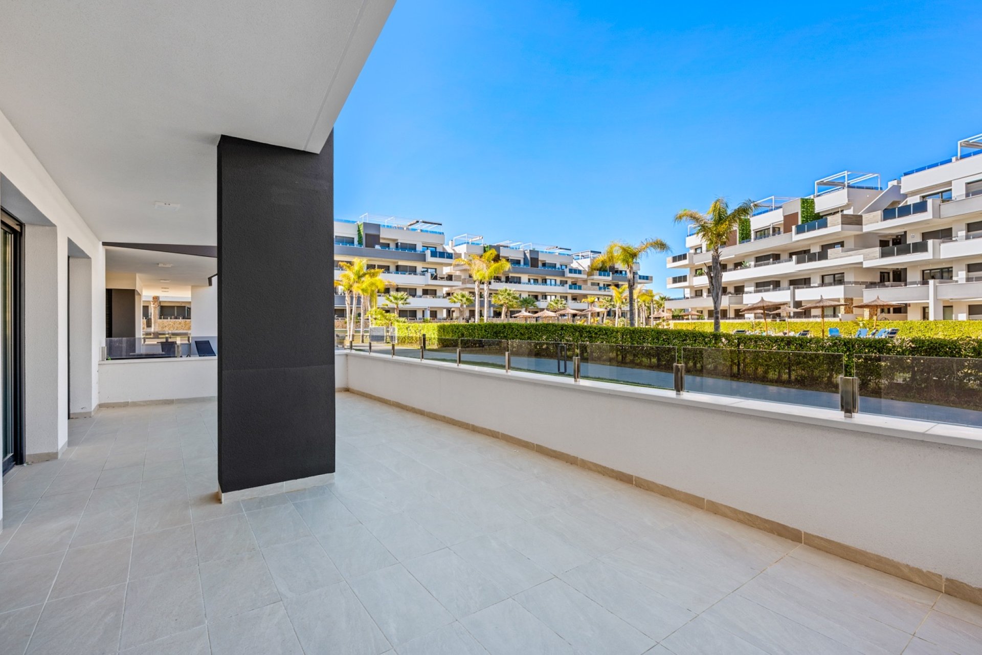 Resale - Apartment - Orihuela Costa - Playa Flamenca