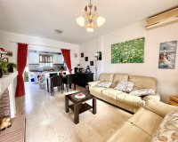 Resale - Apartment - Orihuela Costa - Playa Flamenca