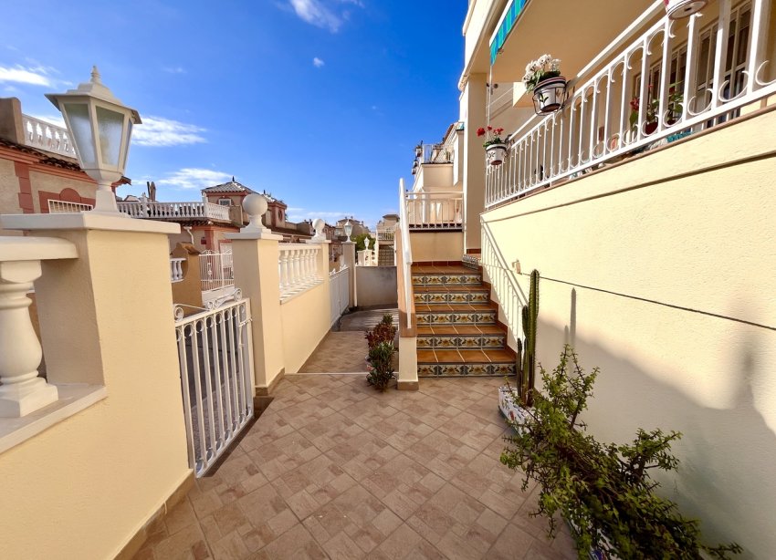 Resale - Apartment - Orihuela Costa - Playa Flamenca