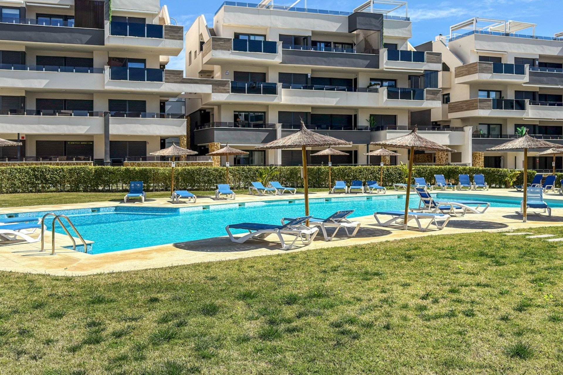 Resale - Apartment - Orihuela Costa - Playa Flamenca