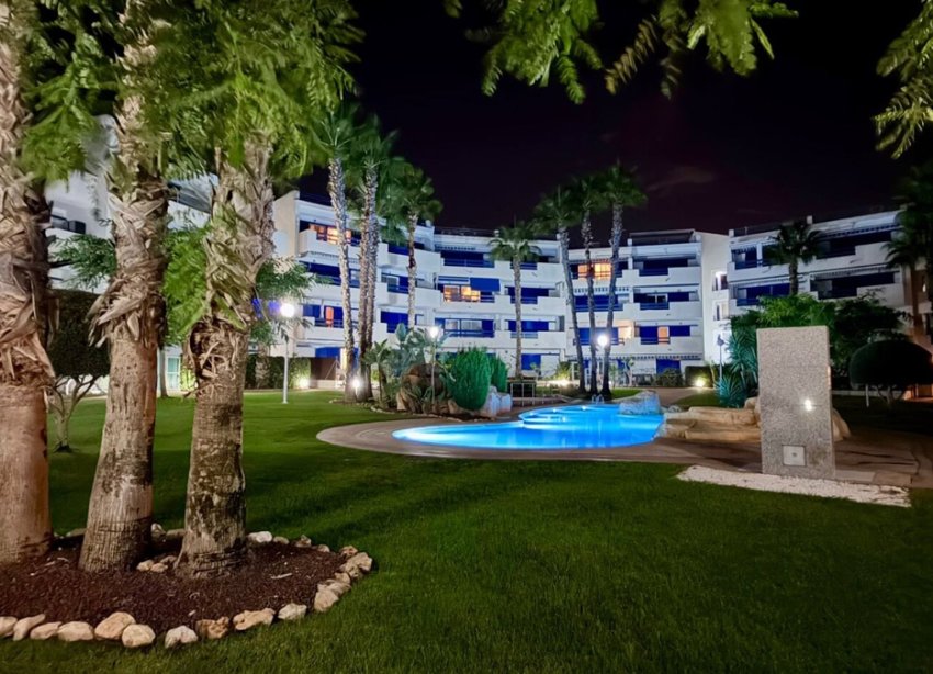 Resale - Apartment - Orihuela Costa - Playa Flamenca