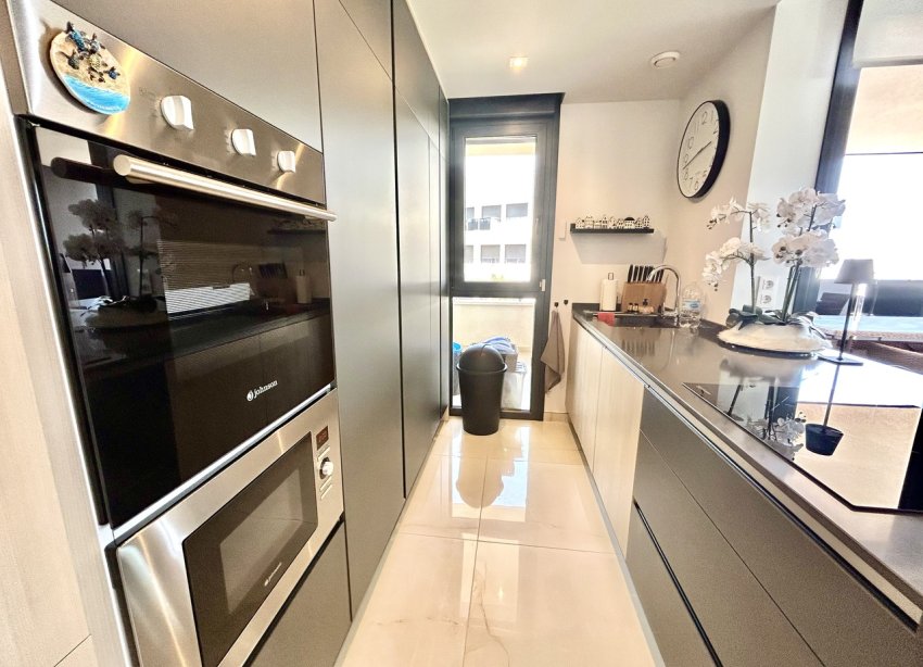 Resale - Apartment - Orihuela Costa - Playa Flamenca