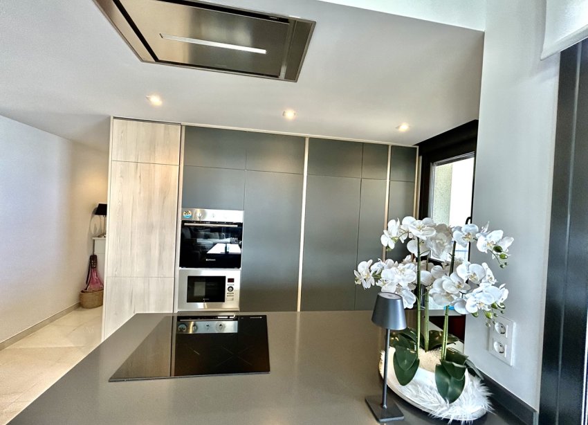 Resale - Apartment - Orihuela Costa - Playa Flamenca