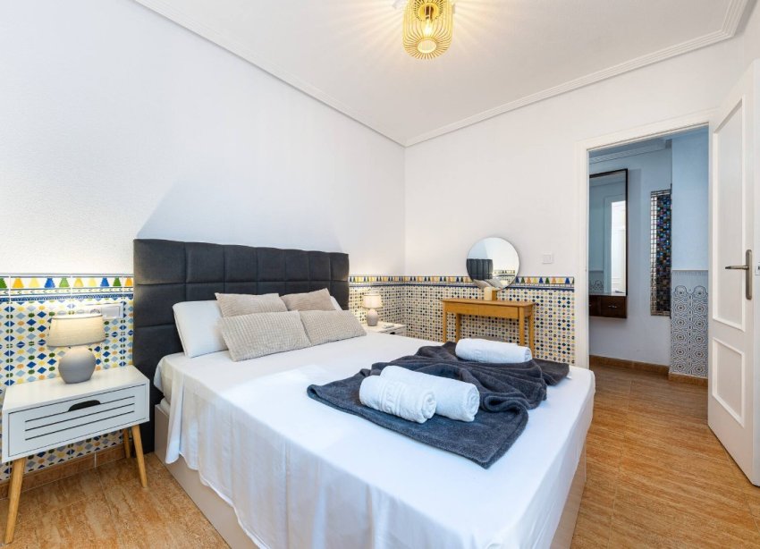 Resale - Apartment - Orihuela Costa - Playa Flamenca