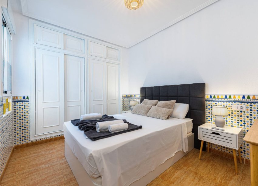 Resale - Apartment - Orihuela Costa - Playa Flamenca