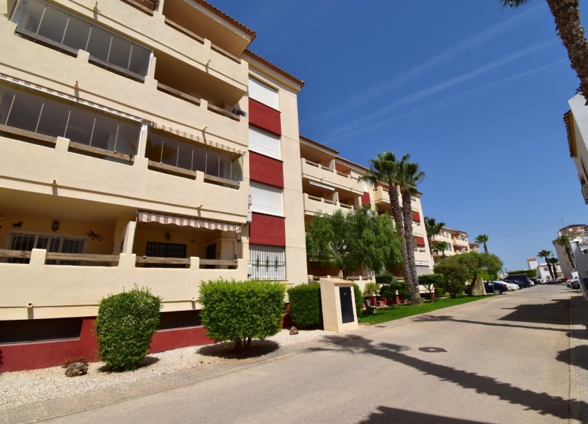 Resale - Apartment - Orihuela Costa - Playa Flamenca
