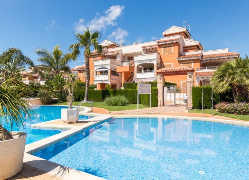 Resale - Apartment - Orihuela Costa - Playa Flamenca