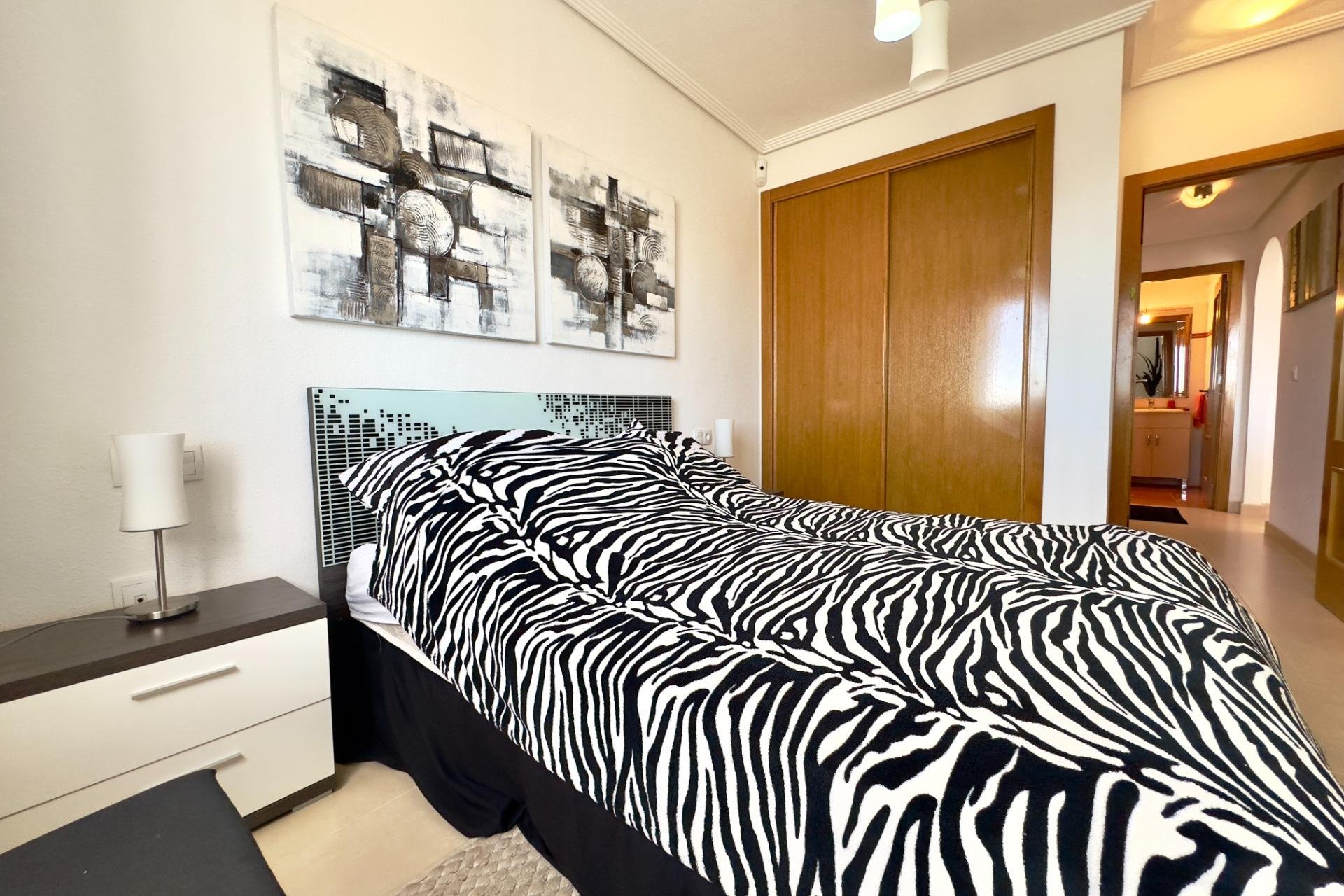 Resale - Apartment - Orihuela Costa - Playa Flamenca