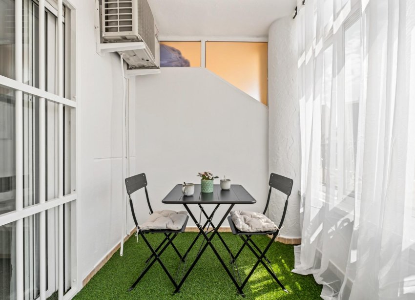 Resale - Apartment - Orihuela Costa - Playa Flamenca