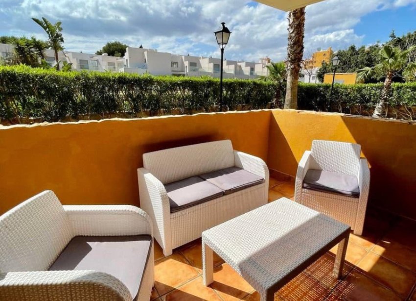 Resale - Apartment - Orihuela Costa - Punta Prima