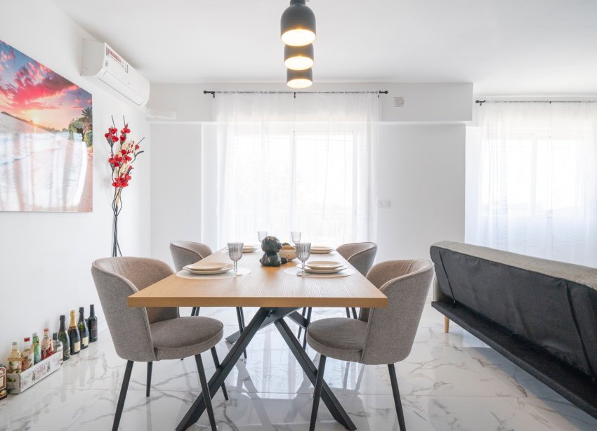 Resale - Apartment - Orihuela Costa - Punta Prima