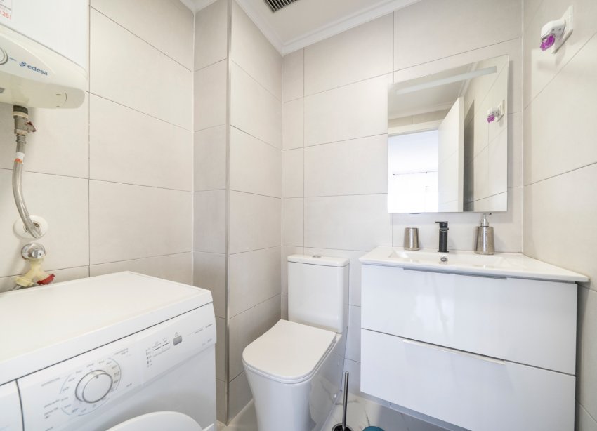 Resale - Apartment - Orihuela Costa - Punta Prima