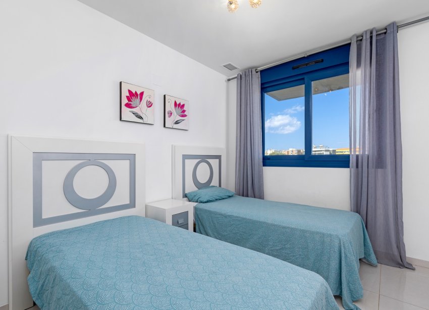 Resale - Apartment - Orihuela Costa - Punta Prima