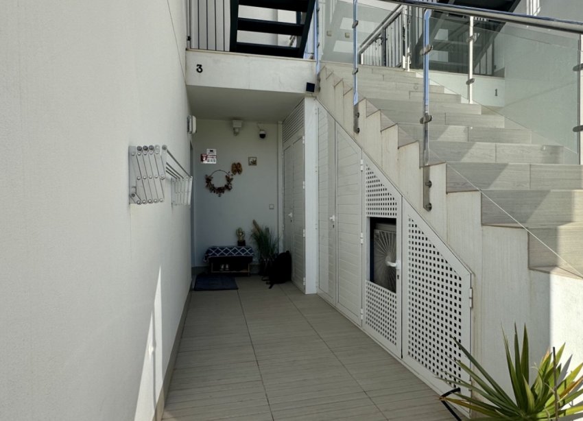 Resale - Apartment - Orihuela Costa - Punta Prima