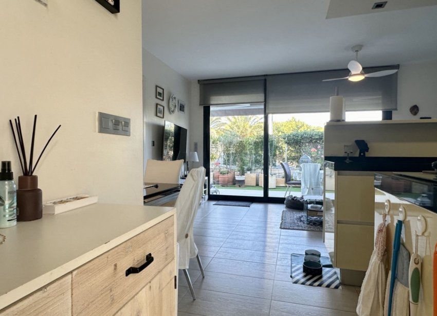 Resale - Apartment - Orihuela Costa - Punta Prima