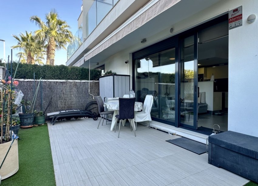 Resale - Apartment - Orihuela Costa - Punta Prima