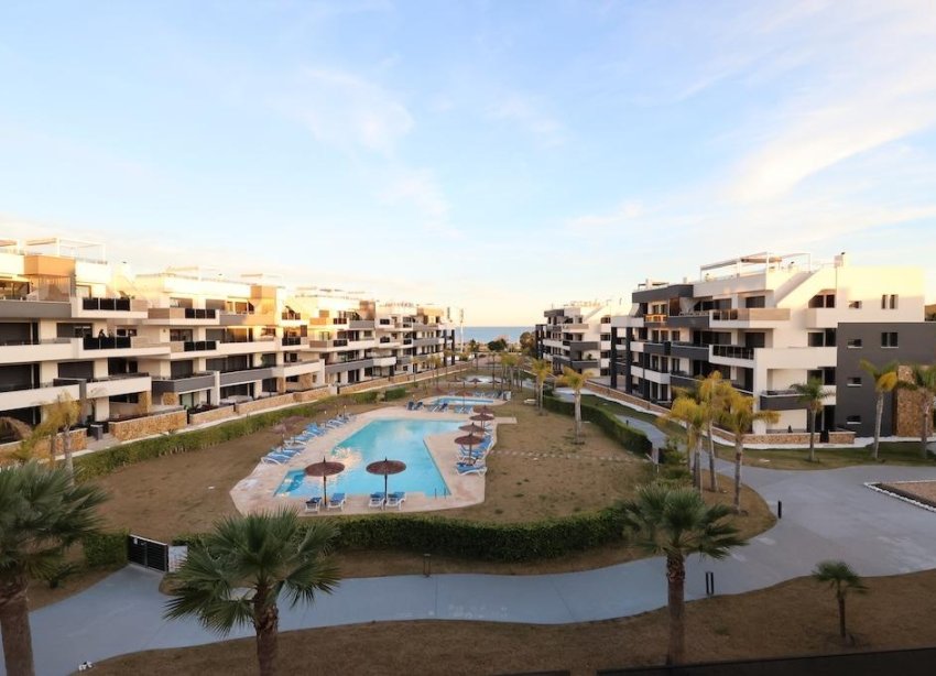 Resale - Apartment - Orihuela Costa - Punta Prima