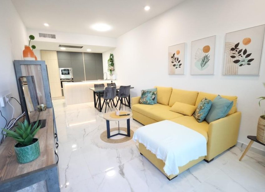Resale - Apartment - Orihuela Costa - Punta Prima