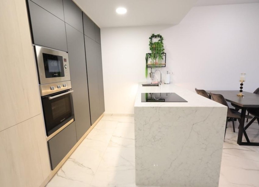 Resale - Apartment - Orihuela Costa - Punta Prima