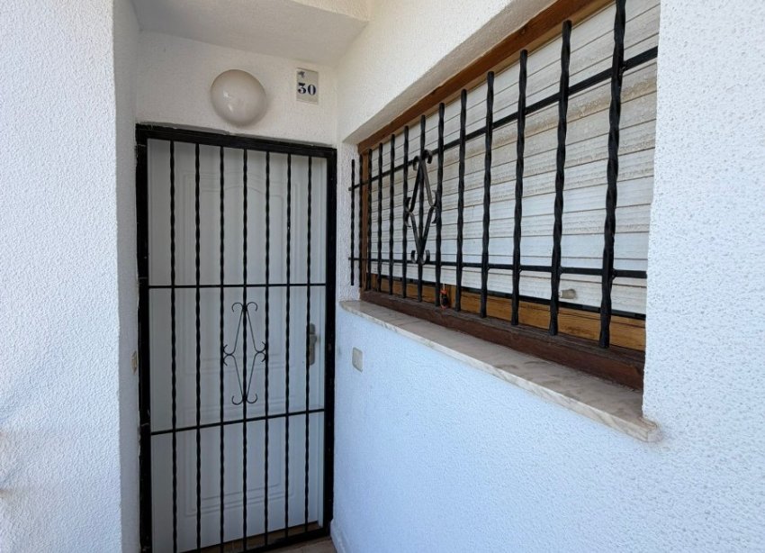 Resale - Apartment - Orihuela Costa - Punta Prima