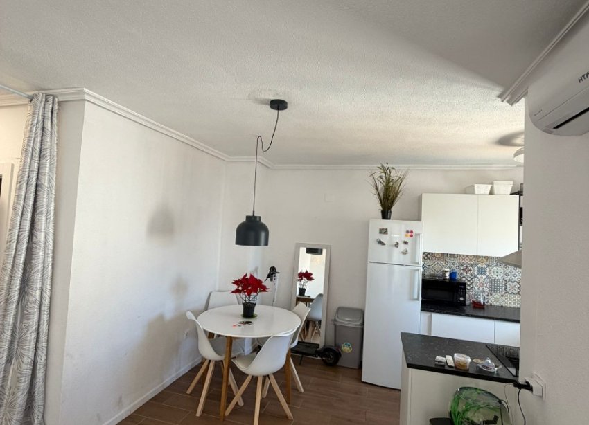 Resale - Apartment - Orihuela Costa - Punta Prima