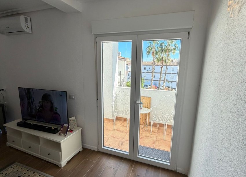 Resale - Apartment - Orihuela Costa - Punta Prima